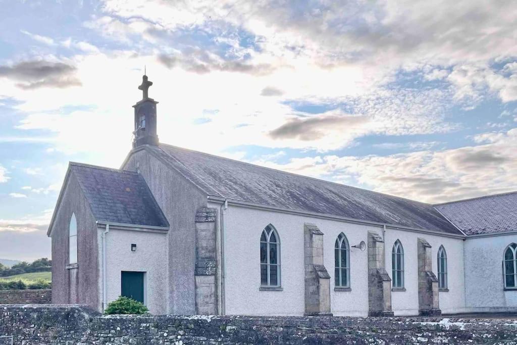 Tom Rocky'S Farmyard Villa Templemore Exterior photo